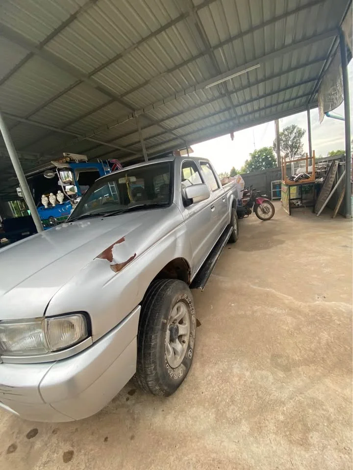 Mazda 2500 Fighter V 2
