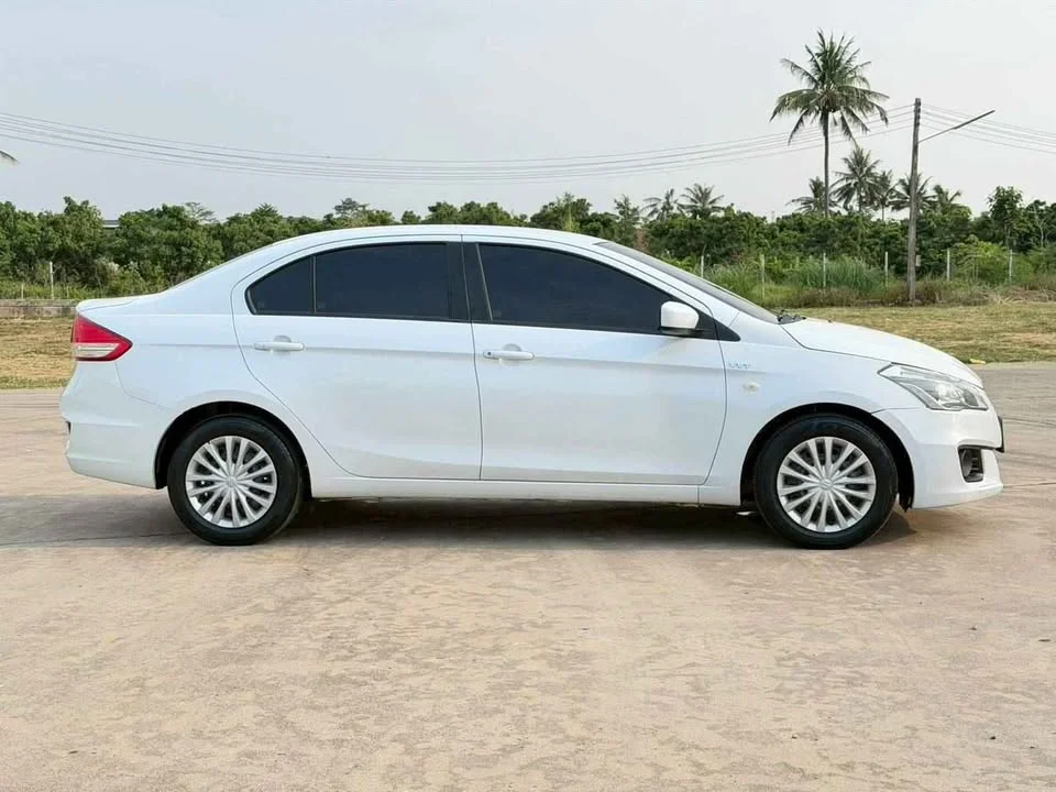 2015 Suzuki Ciaz 2