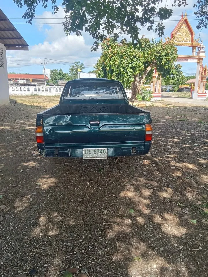 1997 Mitsubishi Strada III 2