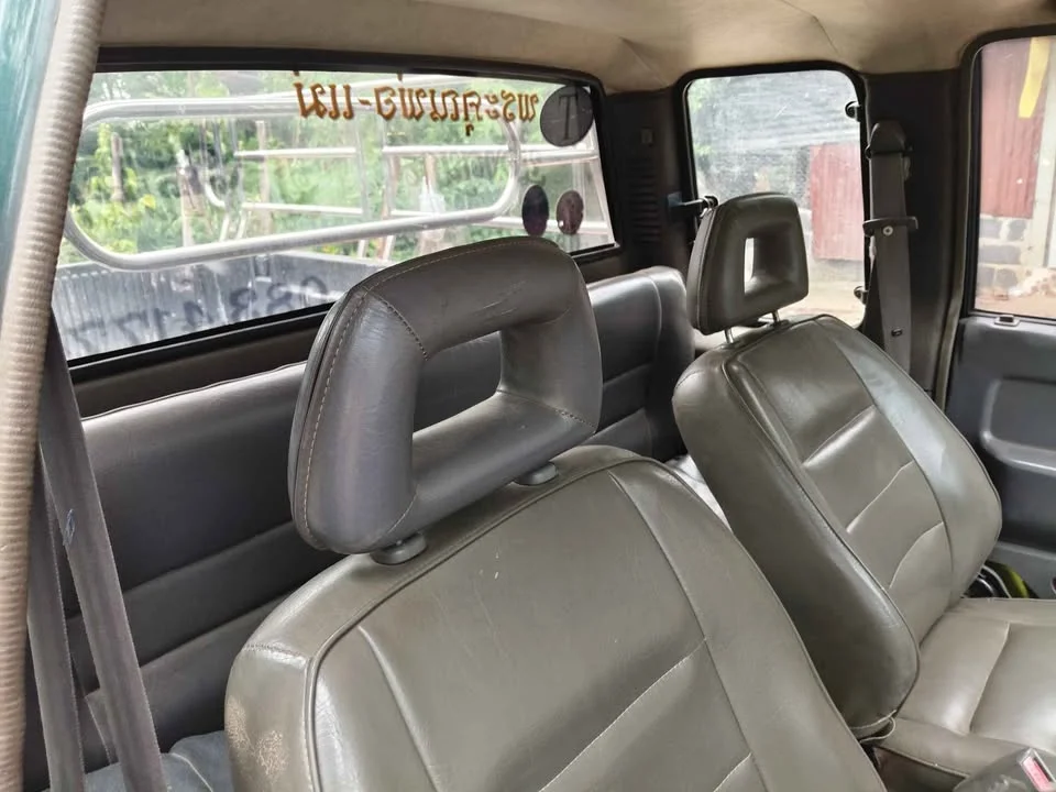 1995 Isuzu TFR III 3