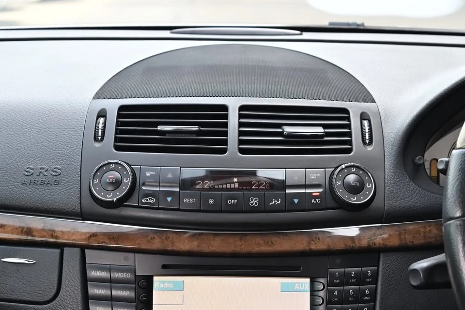 2009 Benz E-Class W211 2