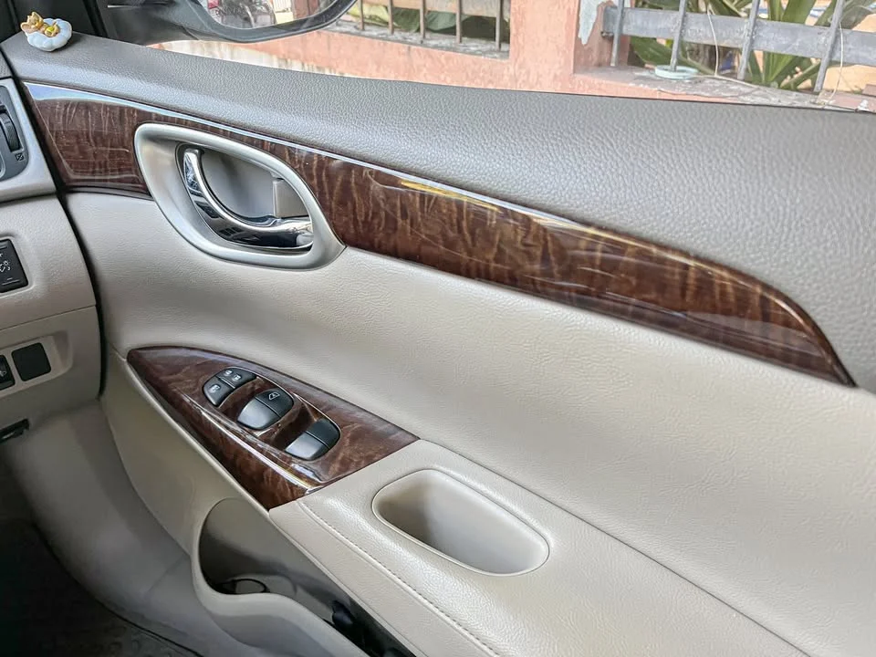 2014 Nissan Sylphy III (B17) 3