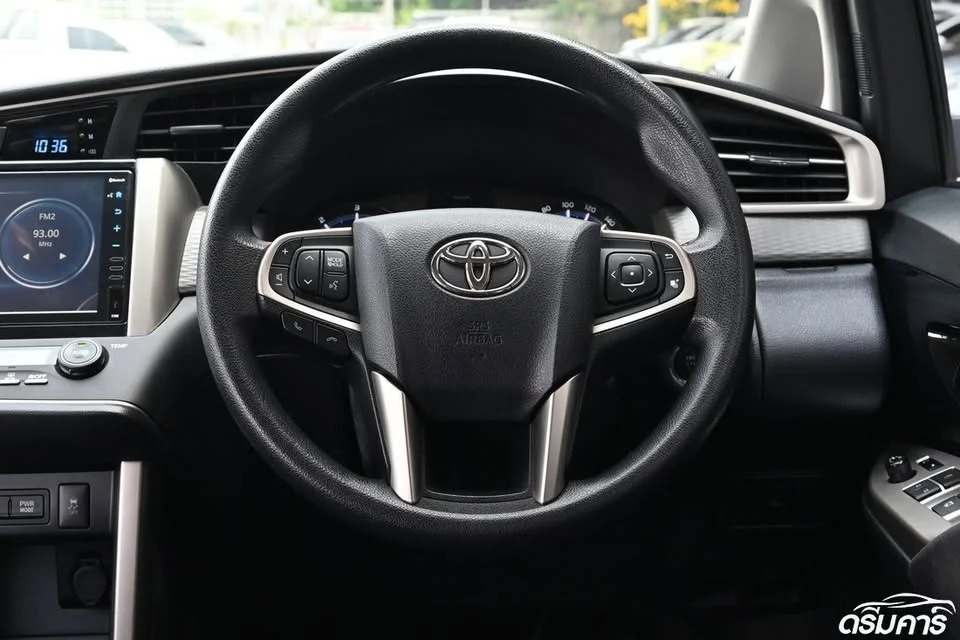 2022 Toyota Innova II 3