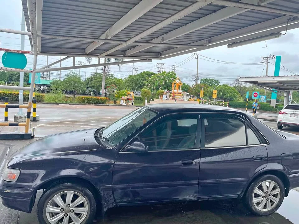 2000 Toyota Corolla Altis VIII (E110) 2