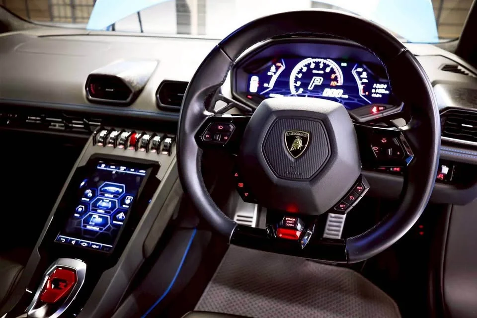 2019 Lamborghini Huracan 2
