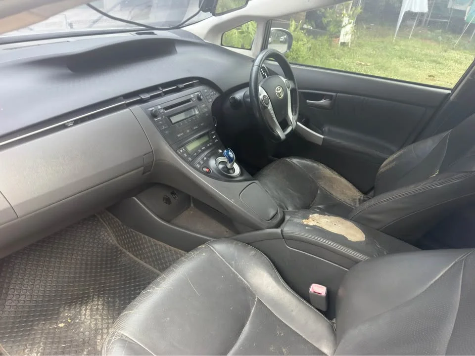 2012 Toyota Prius III 3