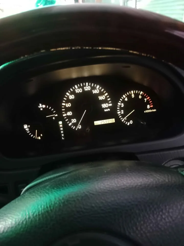 2002 Toyota Harrier I 3