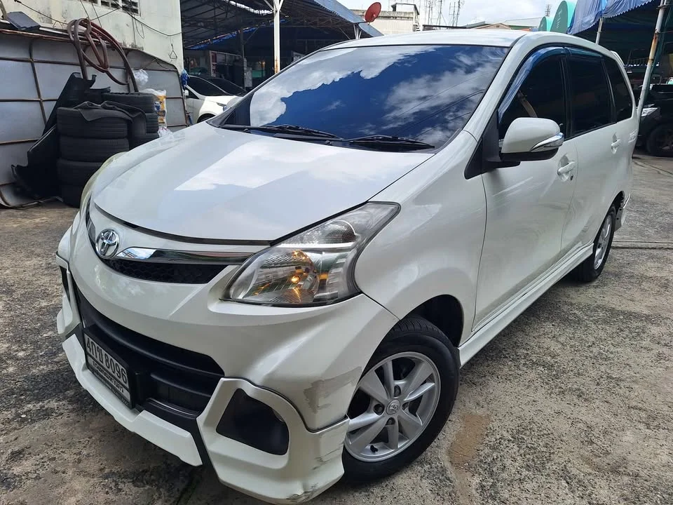 2014 Toyota Avanza II 2