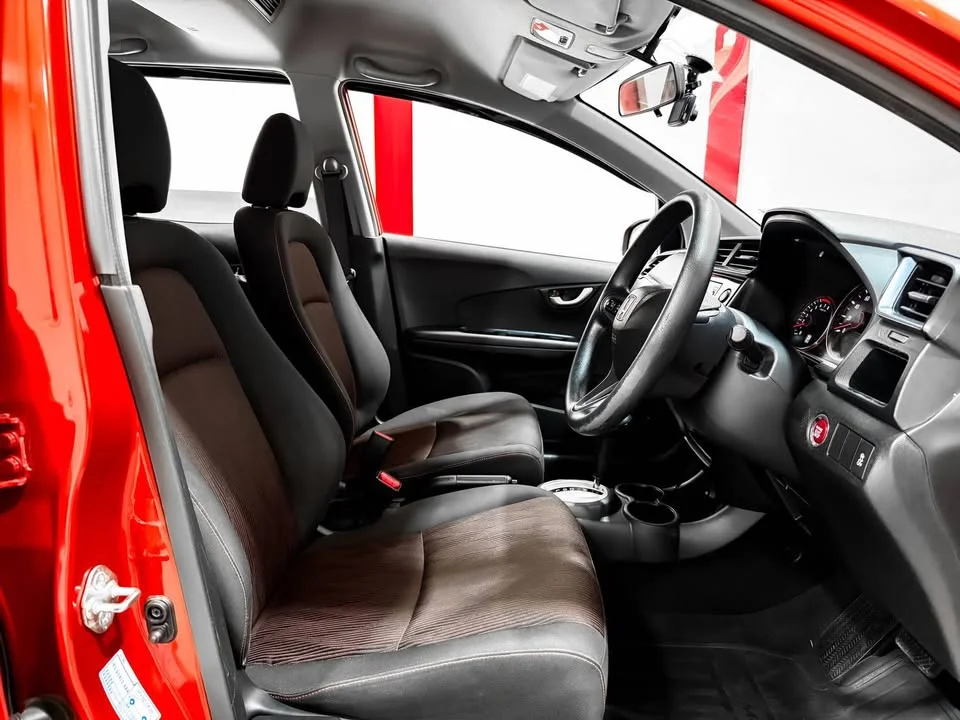 2017 Honda Mobilio II 2