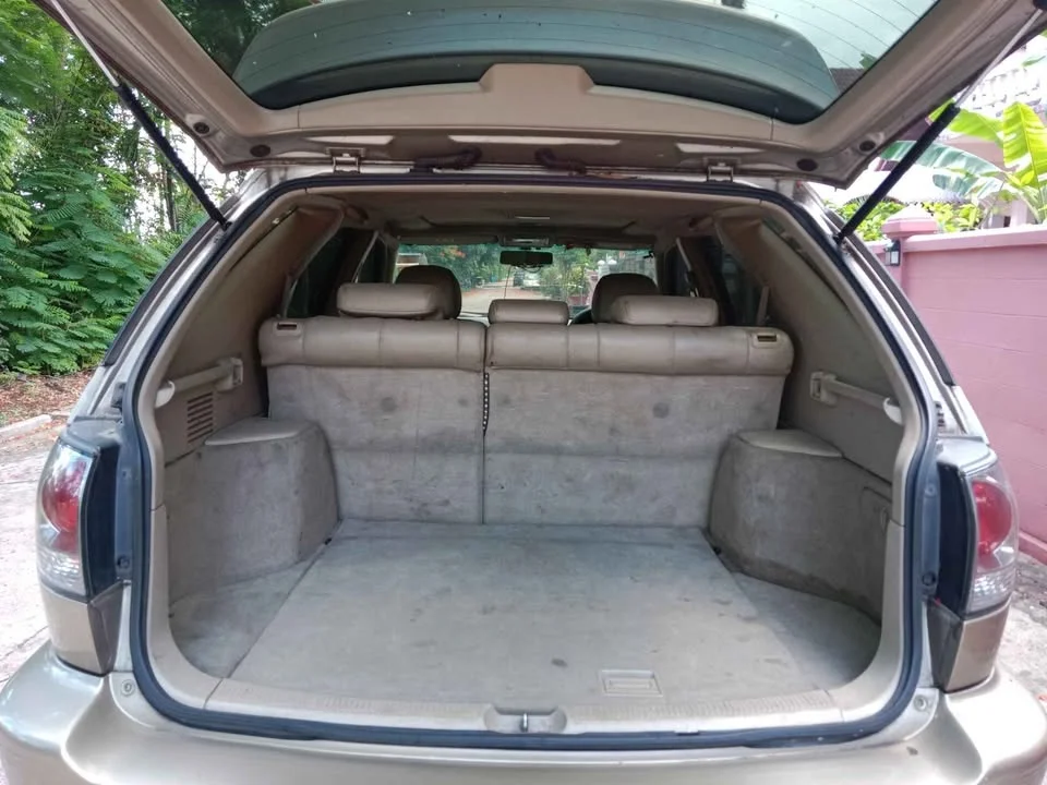 2000 Toyota Harrier I 2