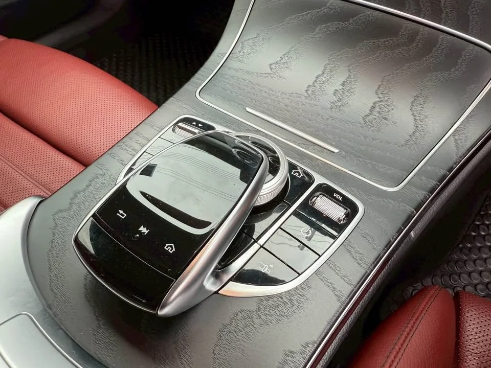 2019 Benz C-Class C205 2