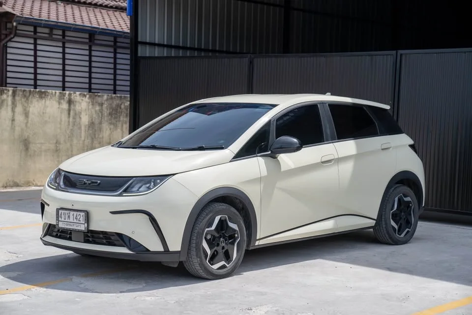 2023 BYD Dolphin 3