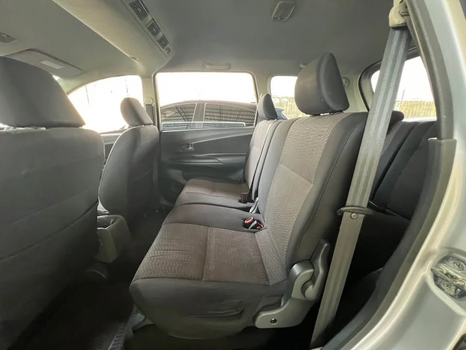 2013 Toyota Avanza II 3