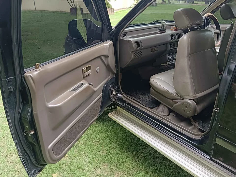 1996 Isuzu Faster Dragon Eyes III 2