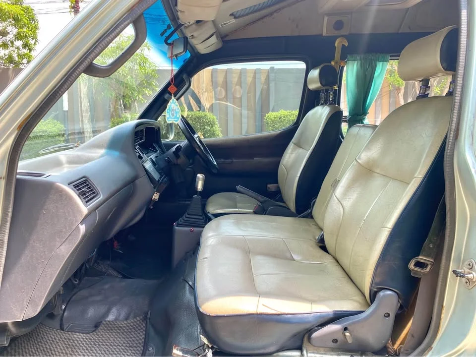 1999 Toyota Commuter IV (H100) 3