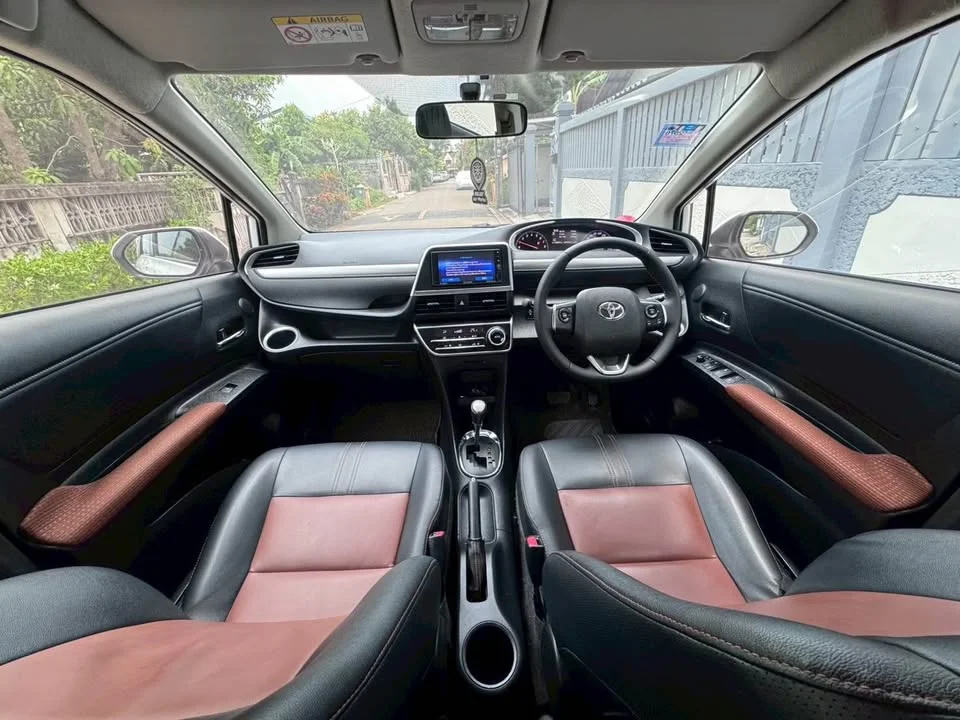 2018 Toyota Sienta II 3