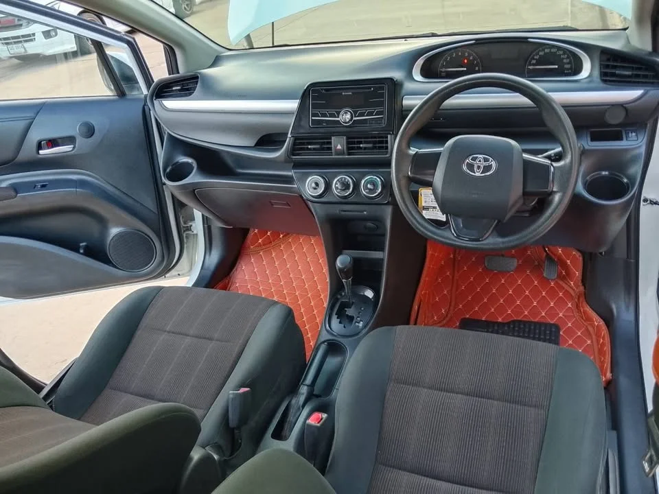 2018 Toyota Sienta II 3