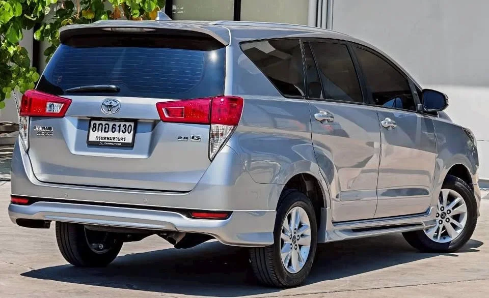 2019 Toyota Innova II 3