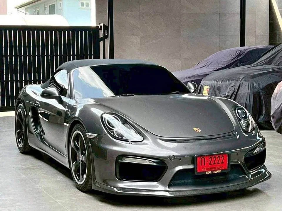 2014 Porsche Boxster and Cayman III 2