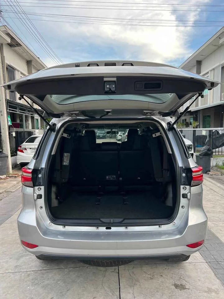 2022 Toyota Fortuner II 2