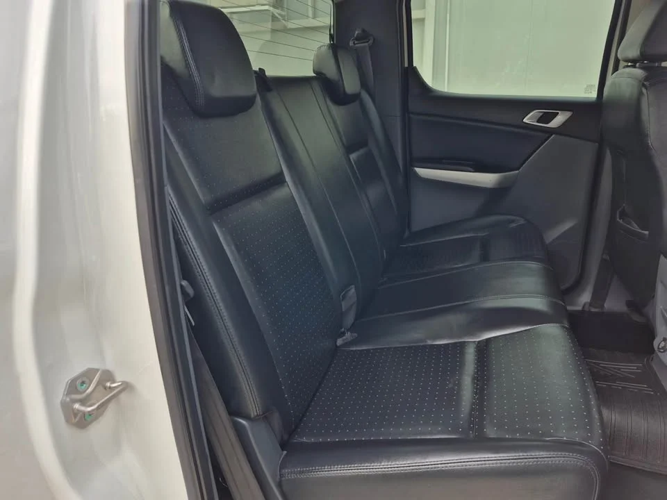 2012 Mazda BT-Series II 2