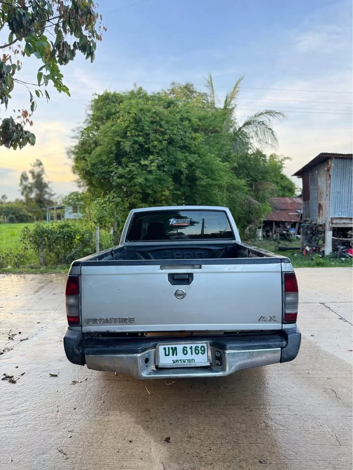 2006 Nissan Frontier I 2