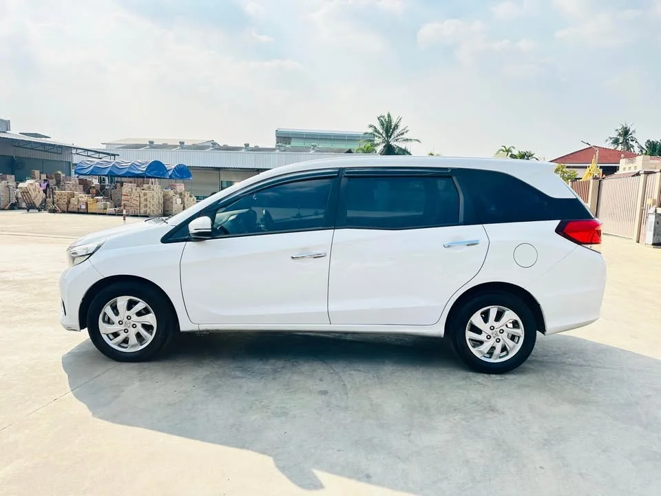 2019 Honda Mobilio II 3