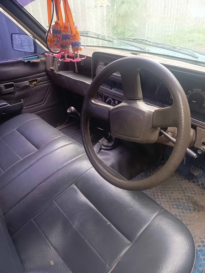 1980 Isuzu Faster KB II 3