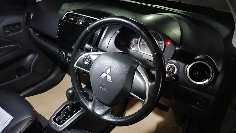 2013 Mitsubishi Attrage VI 2
