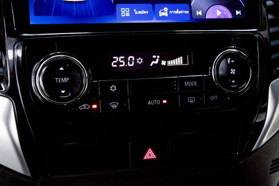 2016 Mitsubishi Triton V 2