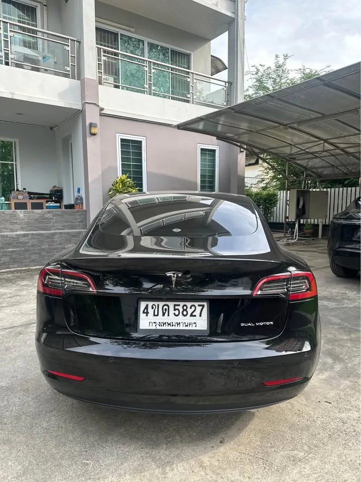 2023 Tesla Model 3 2