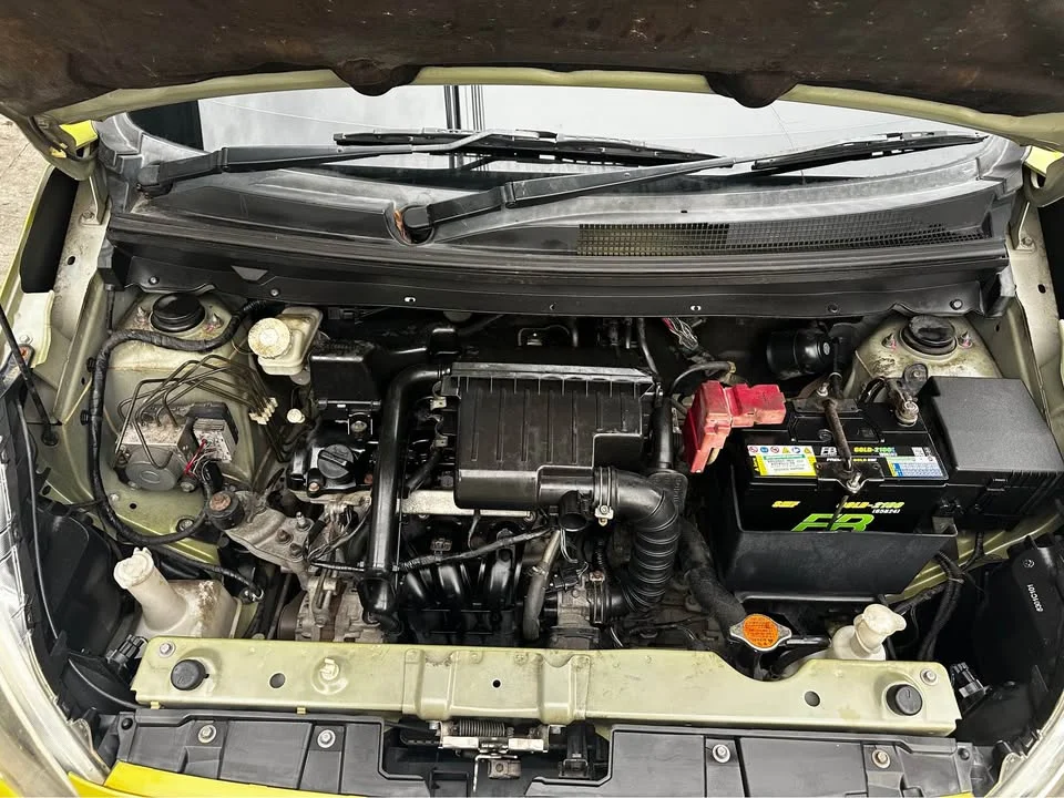 2013 Mitsubishi Mirage VI 3