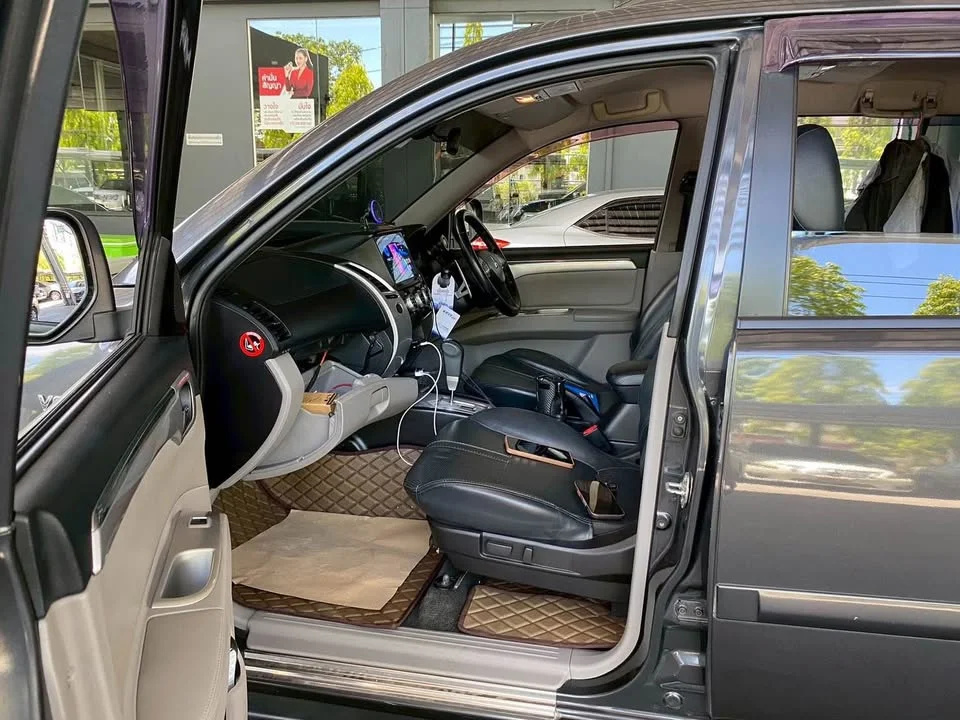 2012 Mitsubishi Pajero Sport II 3