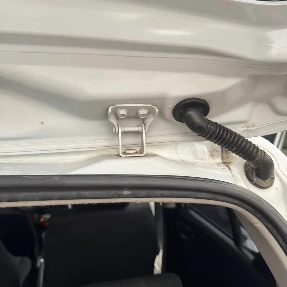 2013 Suzuki Swift II 2