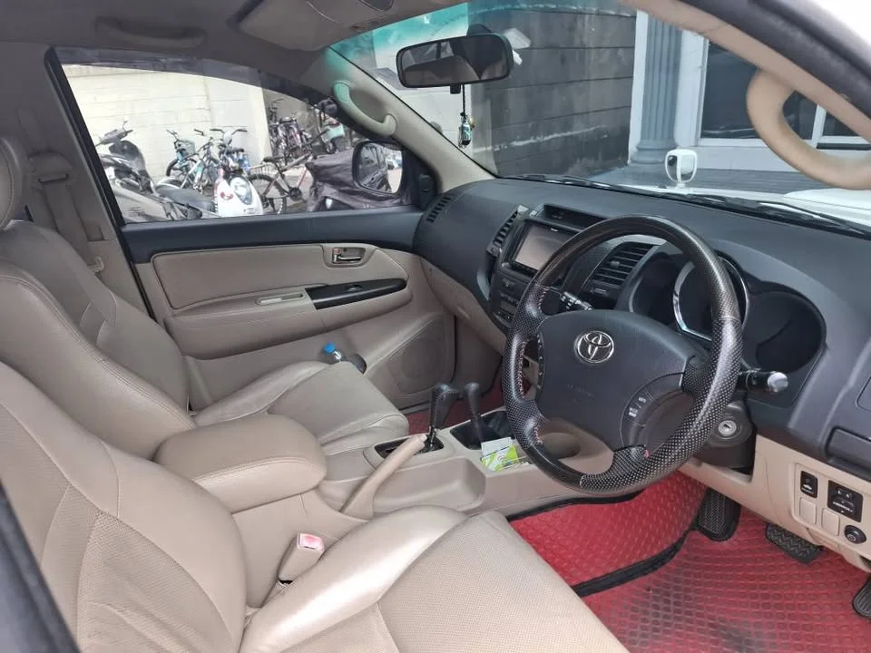 2007 Toyota Fortuner I 3