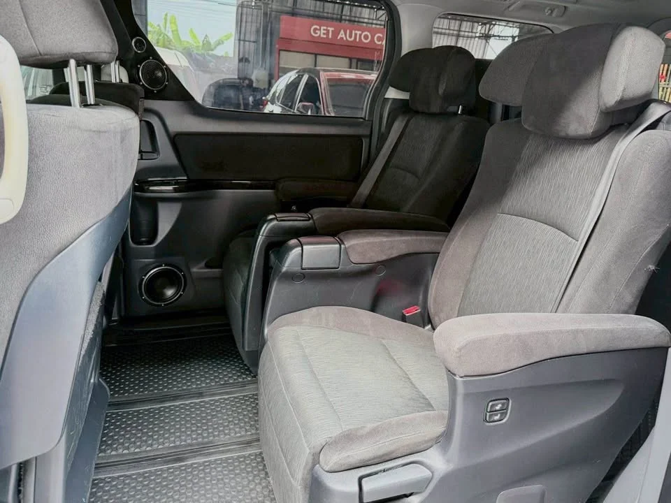 2013 Toyota Alphard, Vellfire II (AH20) 2