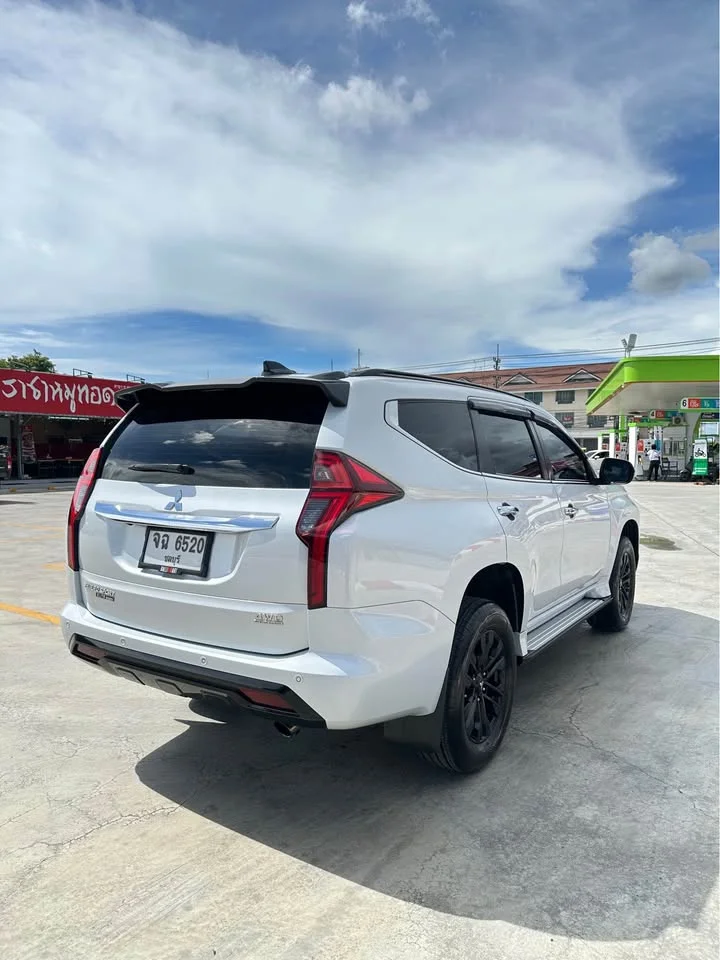 2022 Mitsubishi Pajero Sport III 2