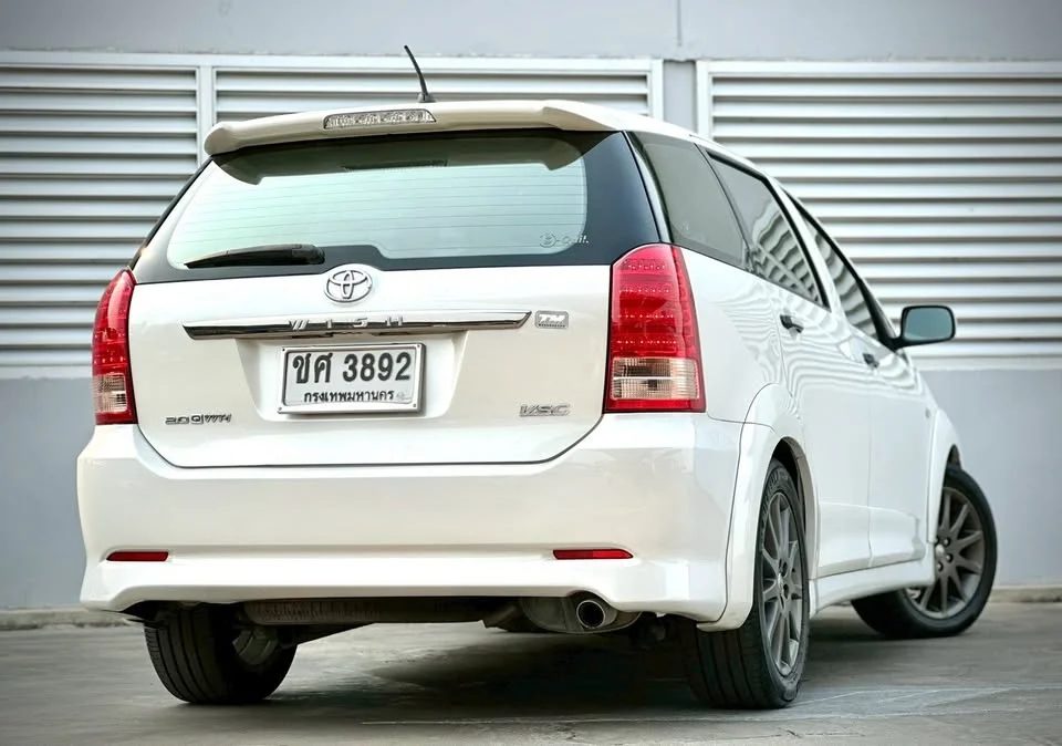 2008 Toyota Wish I 2