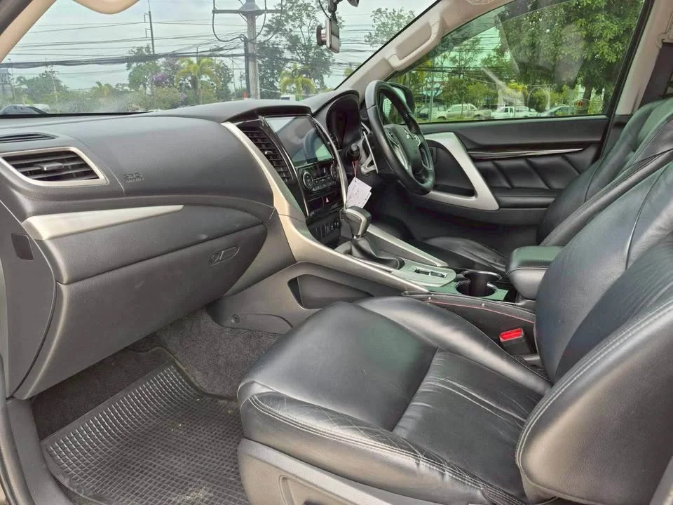 2017 Mitsubishi Pajero Sport III 3