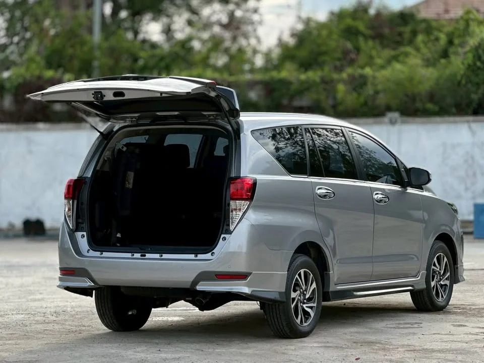 2021 Toyota Innova II 3