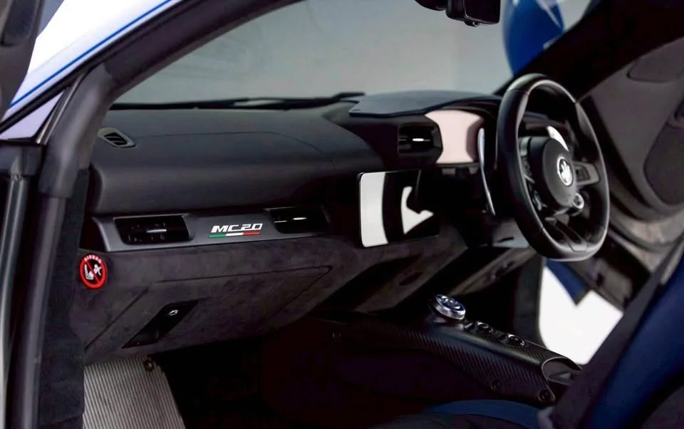 2022 Maserati MC20 3