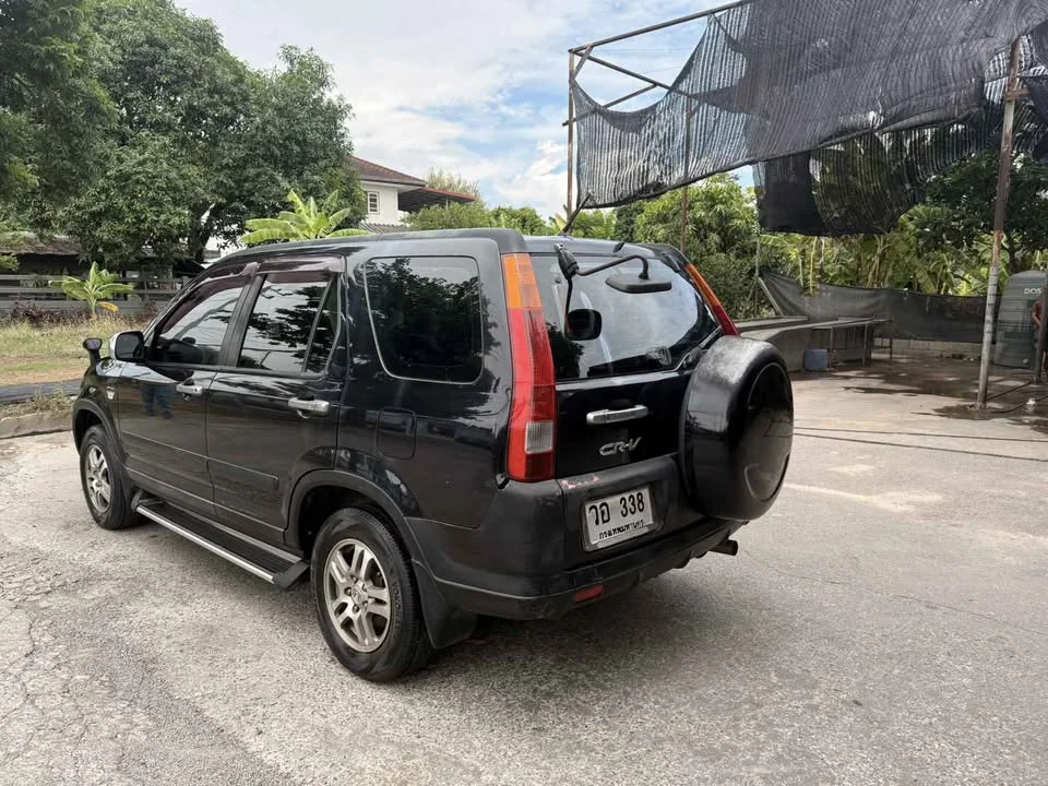 2003 Honda CR-V II 3