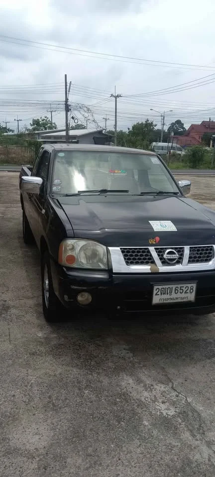 2005 Nissan Frontier I 3