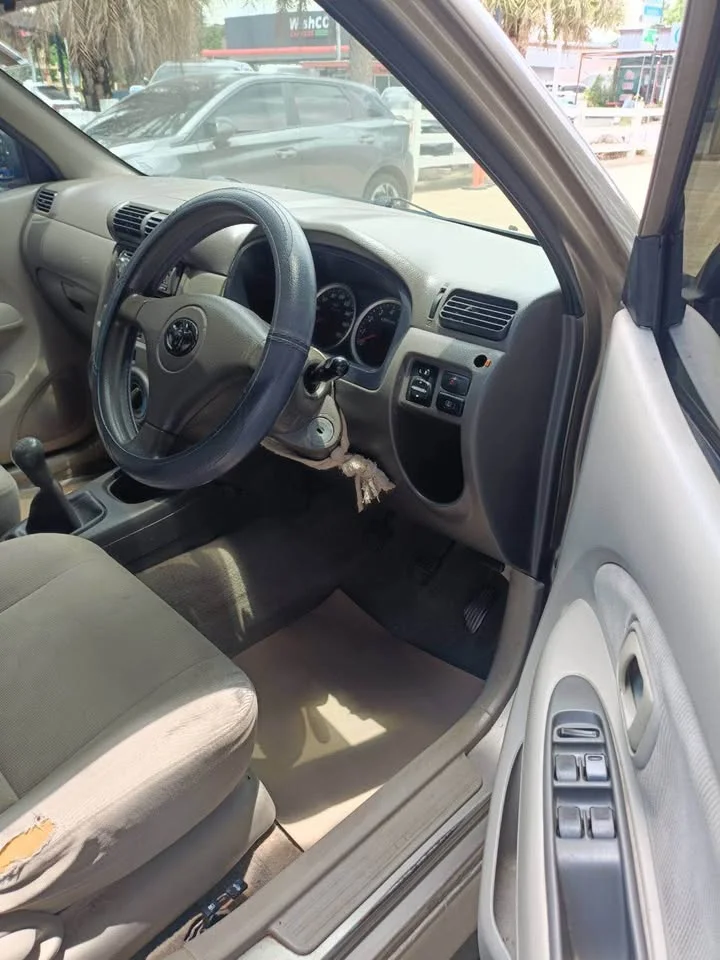 2010 Toyota Avanza I 3