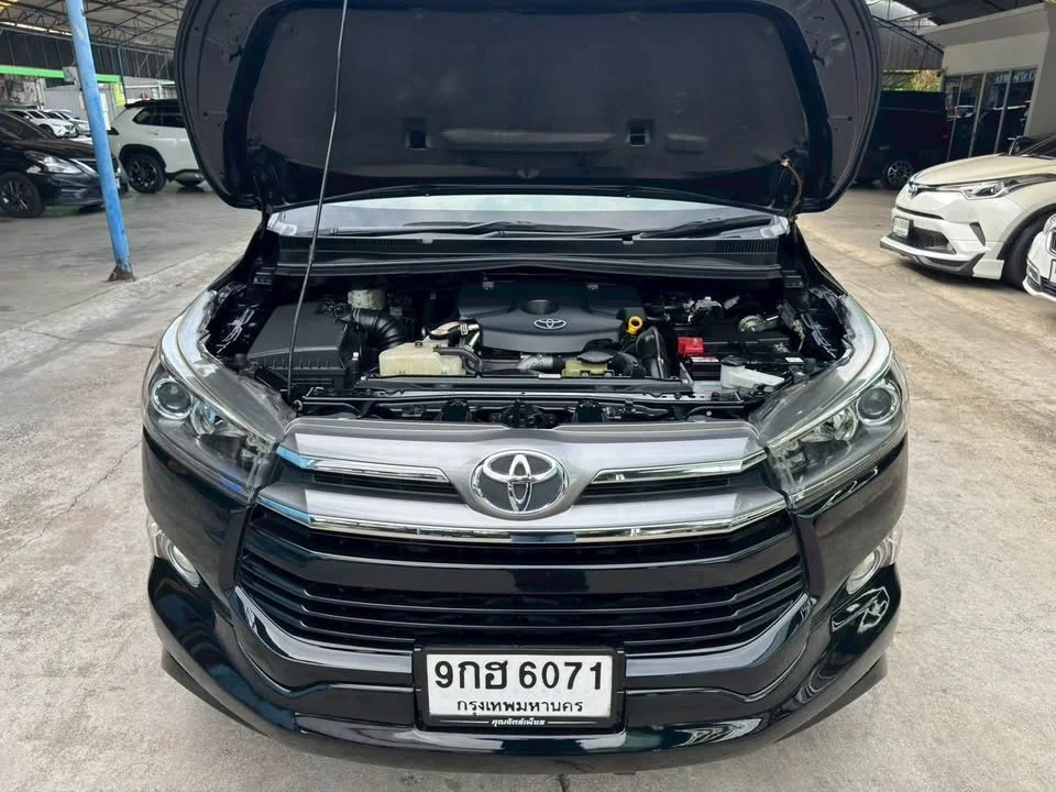 2020 Toyota Innova II 2