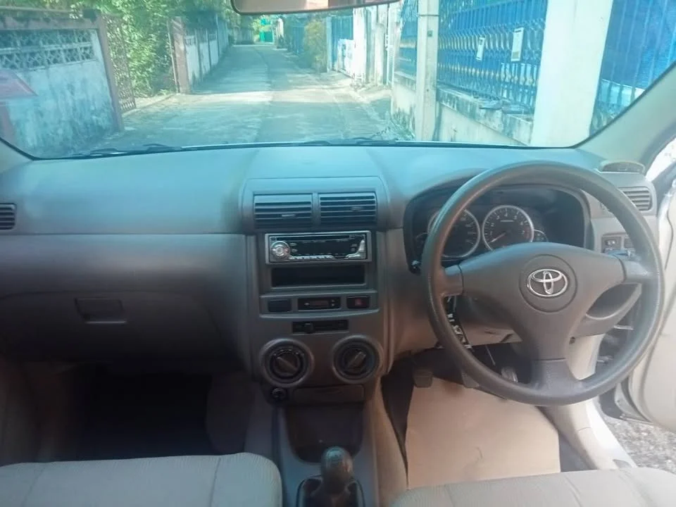 2008 Toyota Avanza I 3