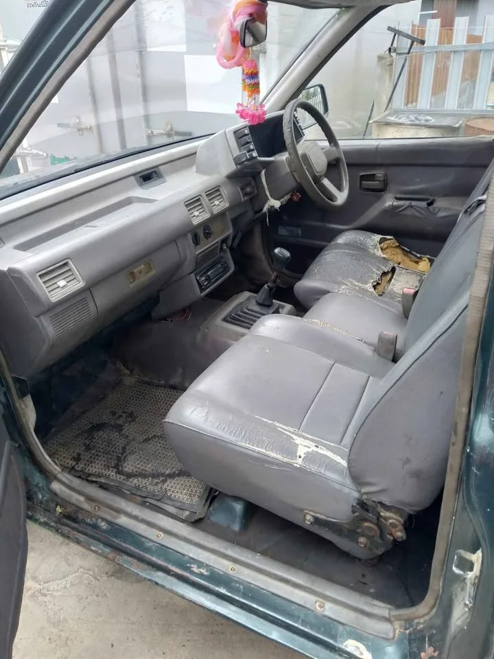 1997 Isuzu TFR III 3