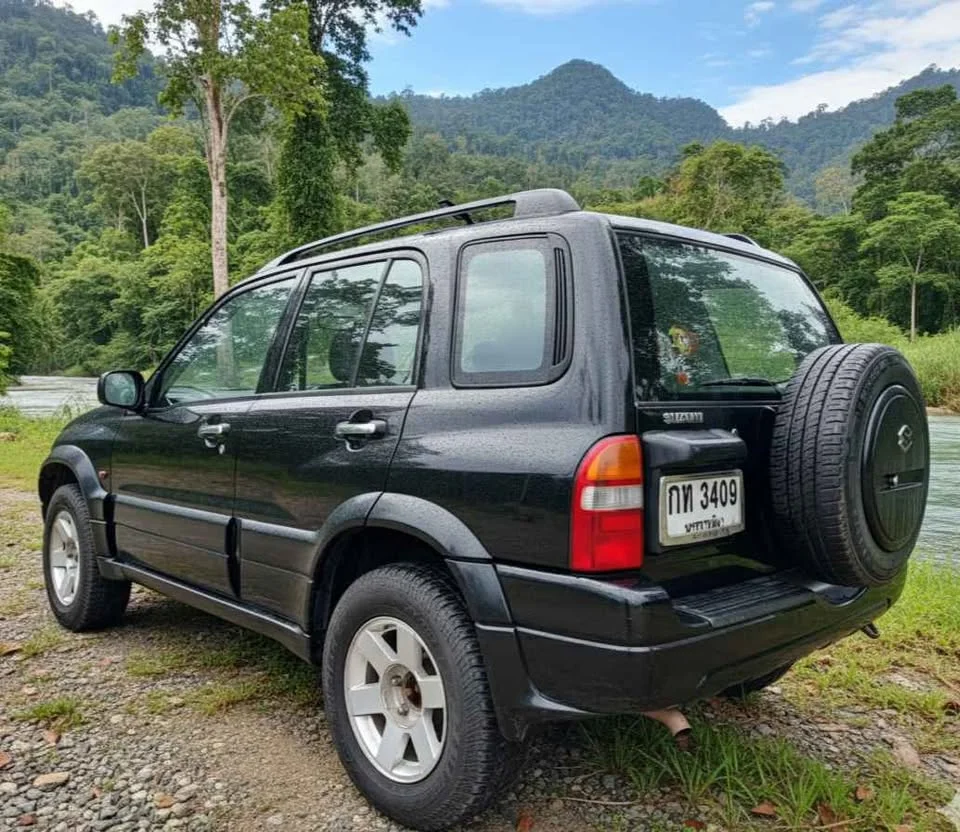2004 Suzuki Grand Vitara II 3