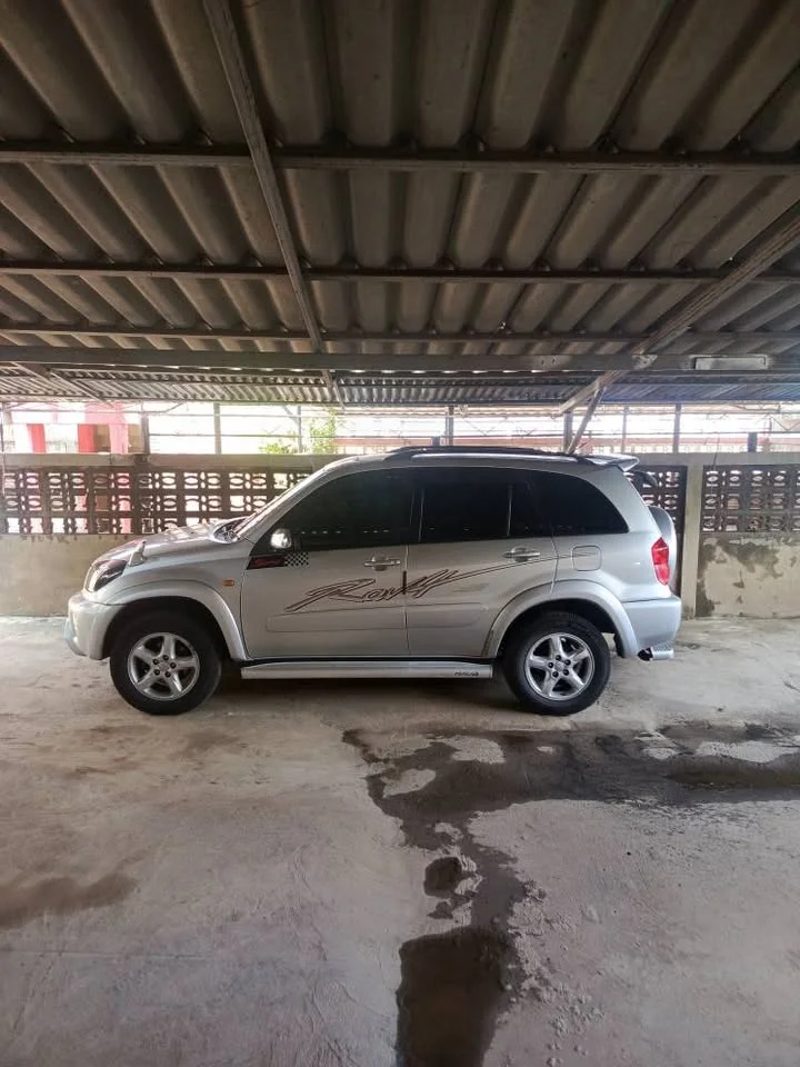 2000 Toyota RAV4 II 2