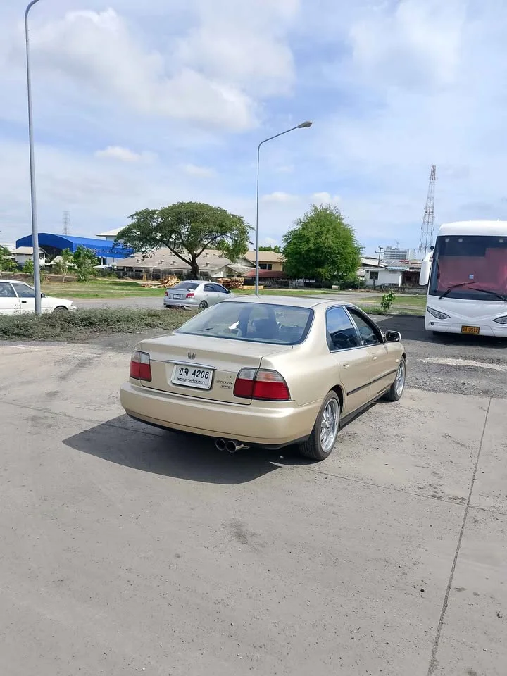 1996 Honda Accord V 3